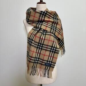 Vintage Burberrys 100% Cashmere Scarf